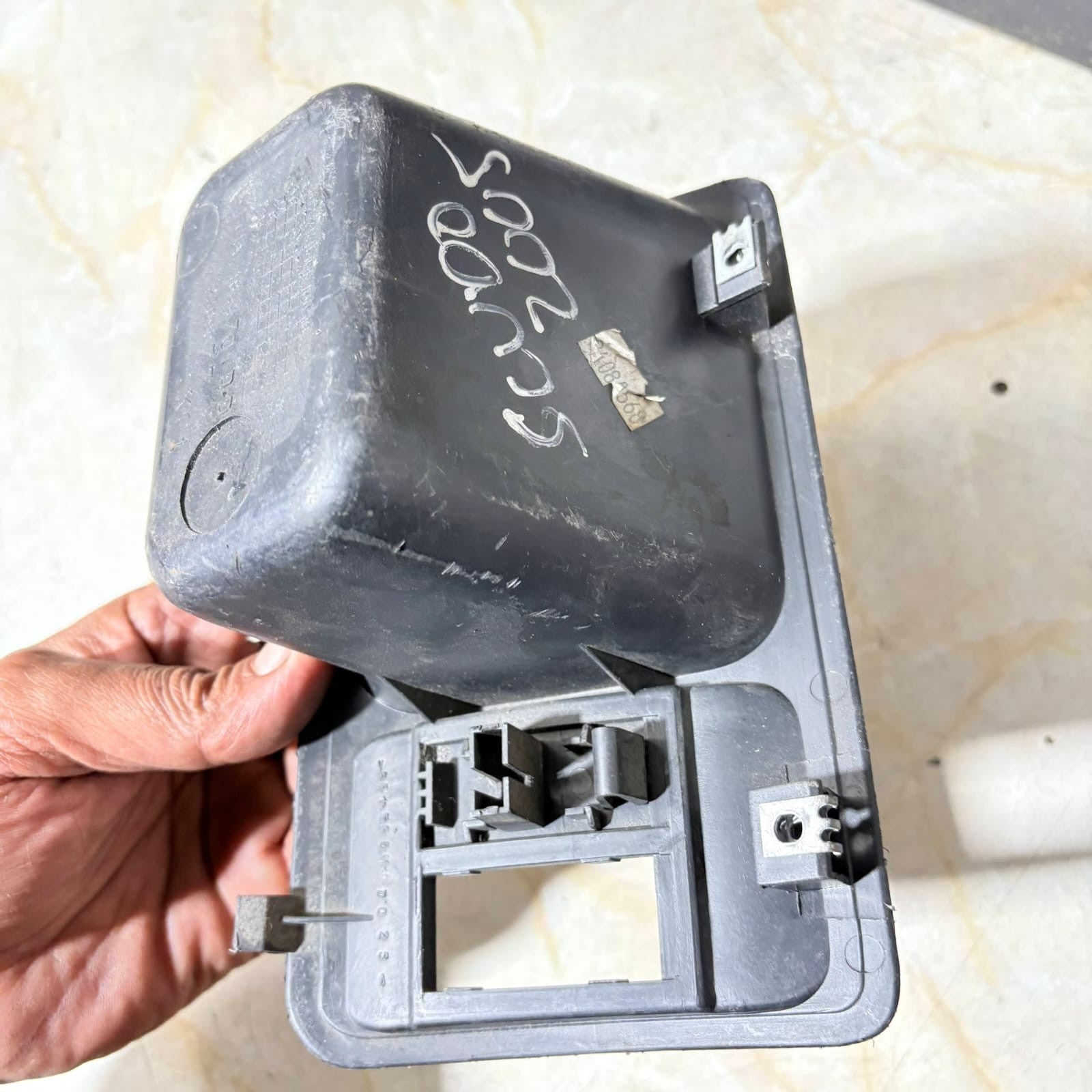 1925698 1472209077 Headlight Range Control Light Controller LightUK88331408 2005