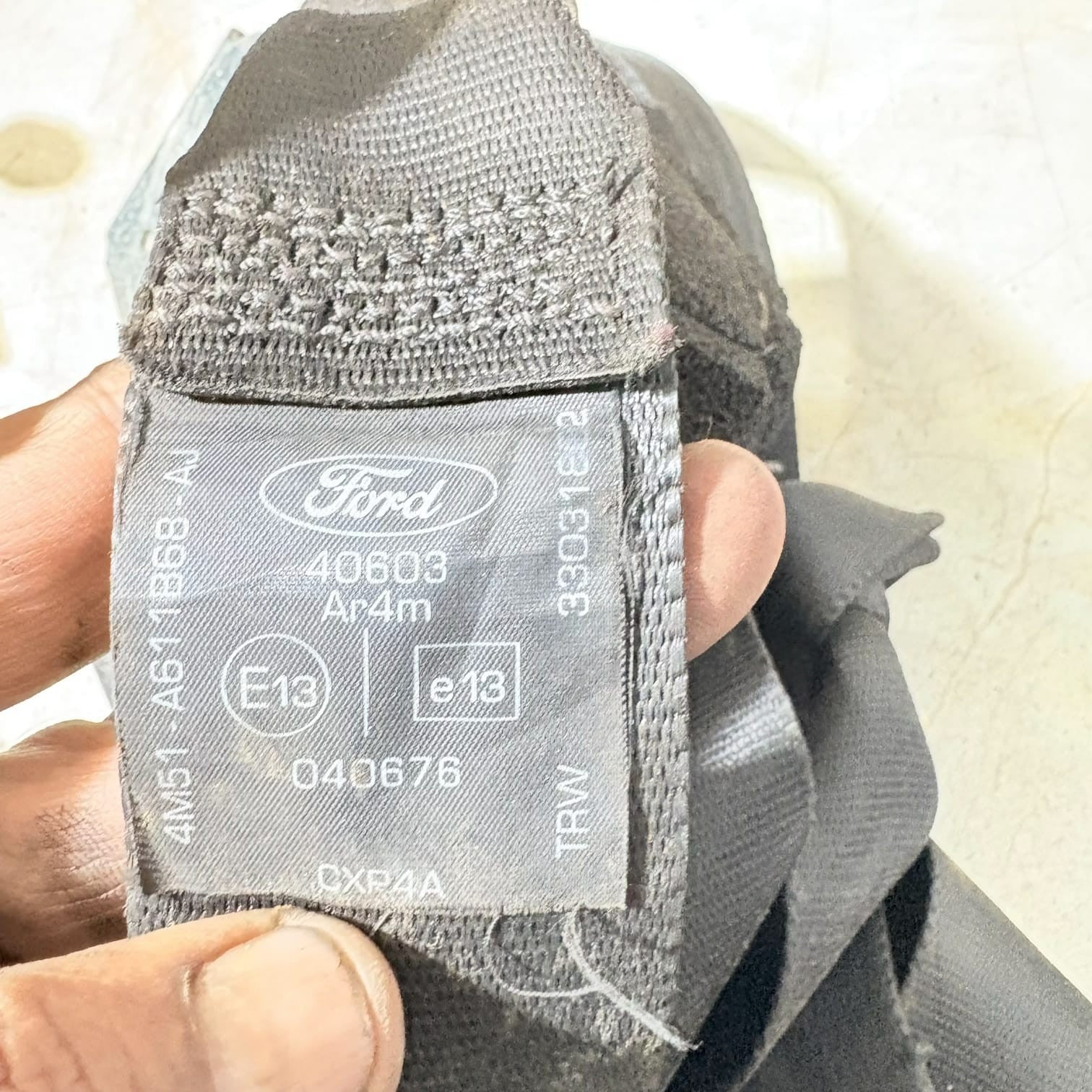 FORD FOCUS MK 2.5 1.8 2006 PASSENGER REAR SEATBELT 4M51A611B68AJ NSR