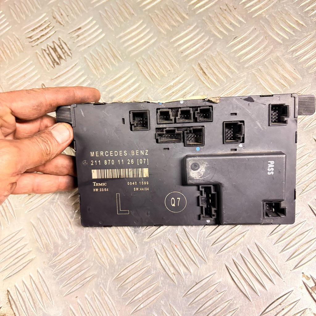Mercedes E Class W211 E220 2002-2009 Front Left Door Control Module 2118701126