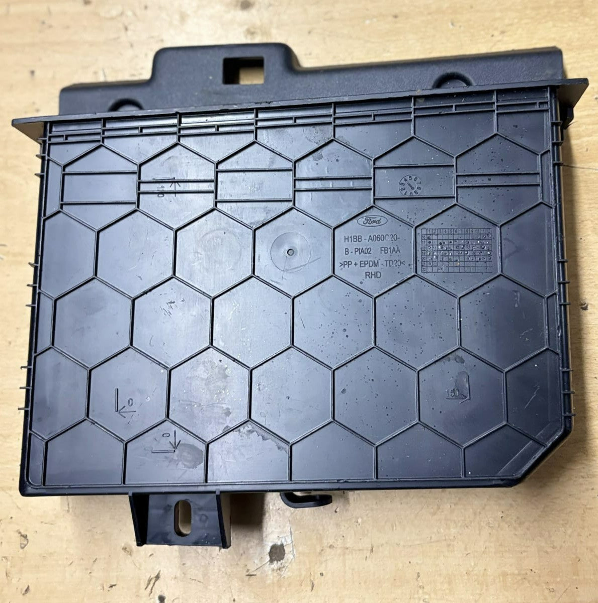 FORD FIESTA MK8 ST DASH COMPARTMENT H1BB-A060C20 2021 YS68