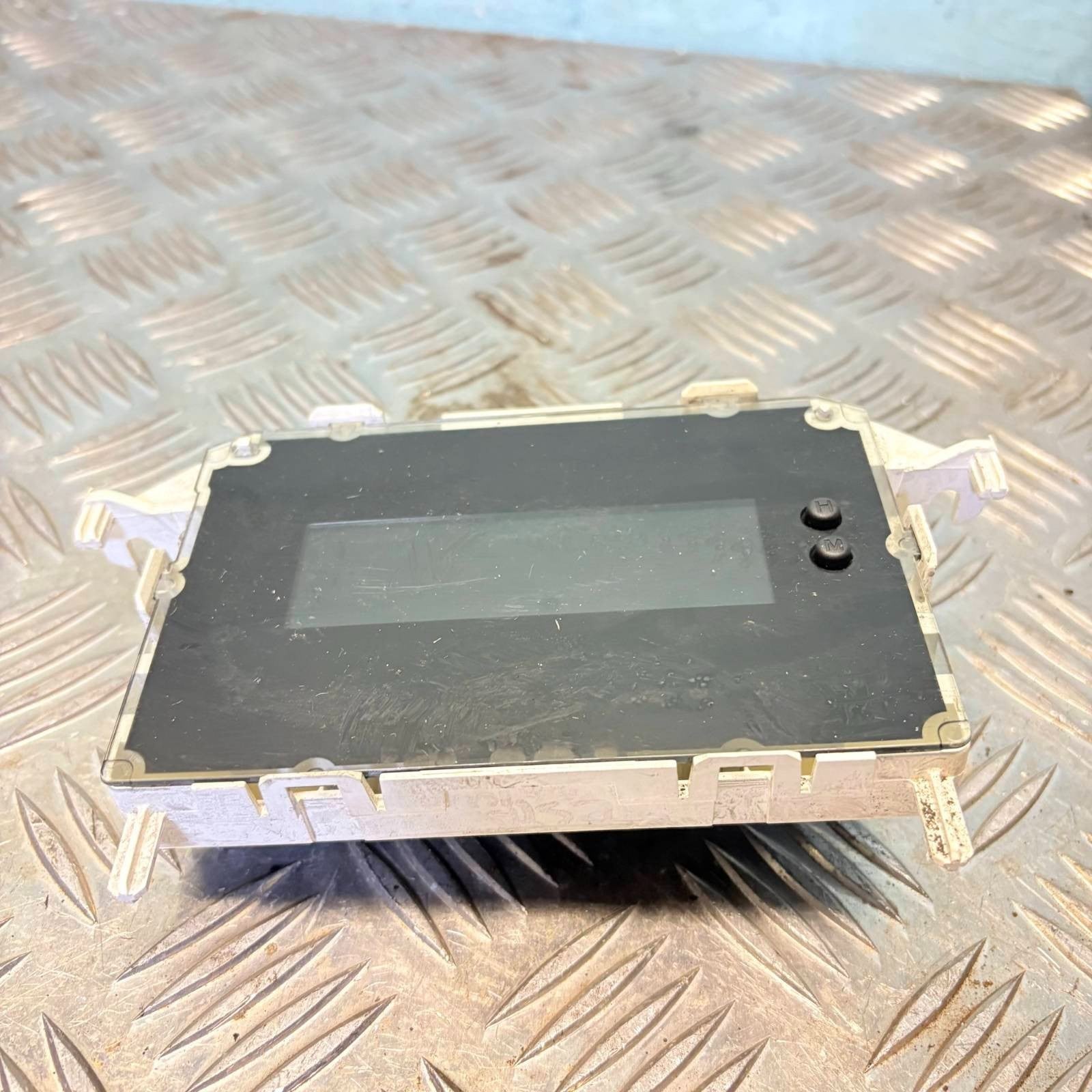 Ford Fiesta MK7 Display Screen Radio Information Clock DN1T-18B955-AA 2008-2012