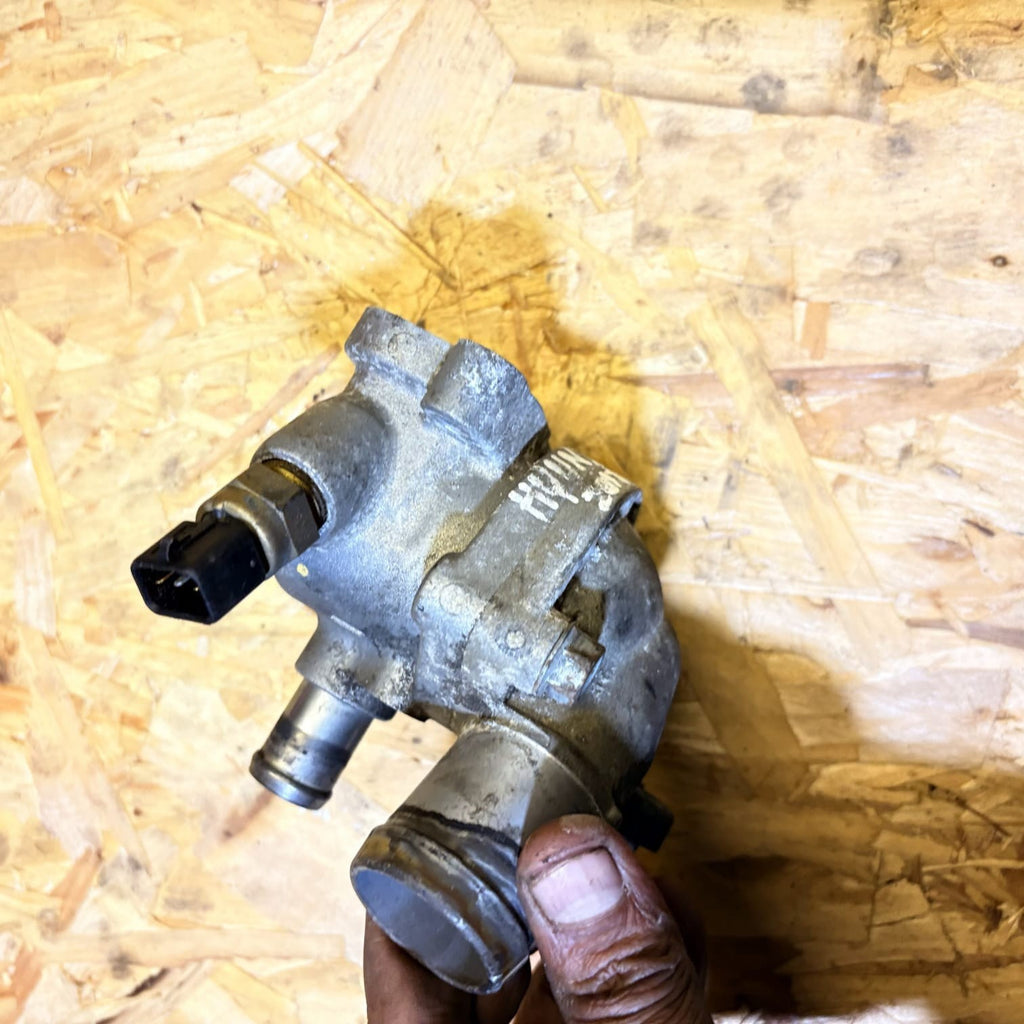 Honda Cbr 929 Rr 00-01 Thermostat Valve 19311Mcj305 19315Mcj000 2017