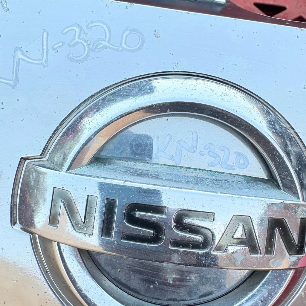 Nissan Murano Z50 2003-2006 Front Bumper Upper Grille 62310-CA000 / CA00A