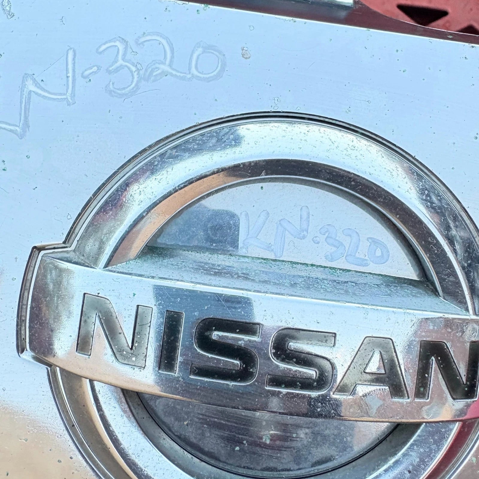 Nissan Murano Z50 2003-2006 Front Bumper Upper Grille 62310-CA000 / CA00A