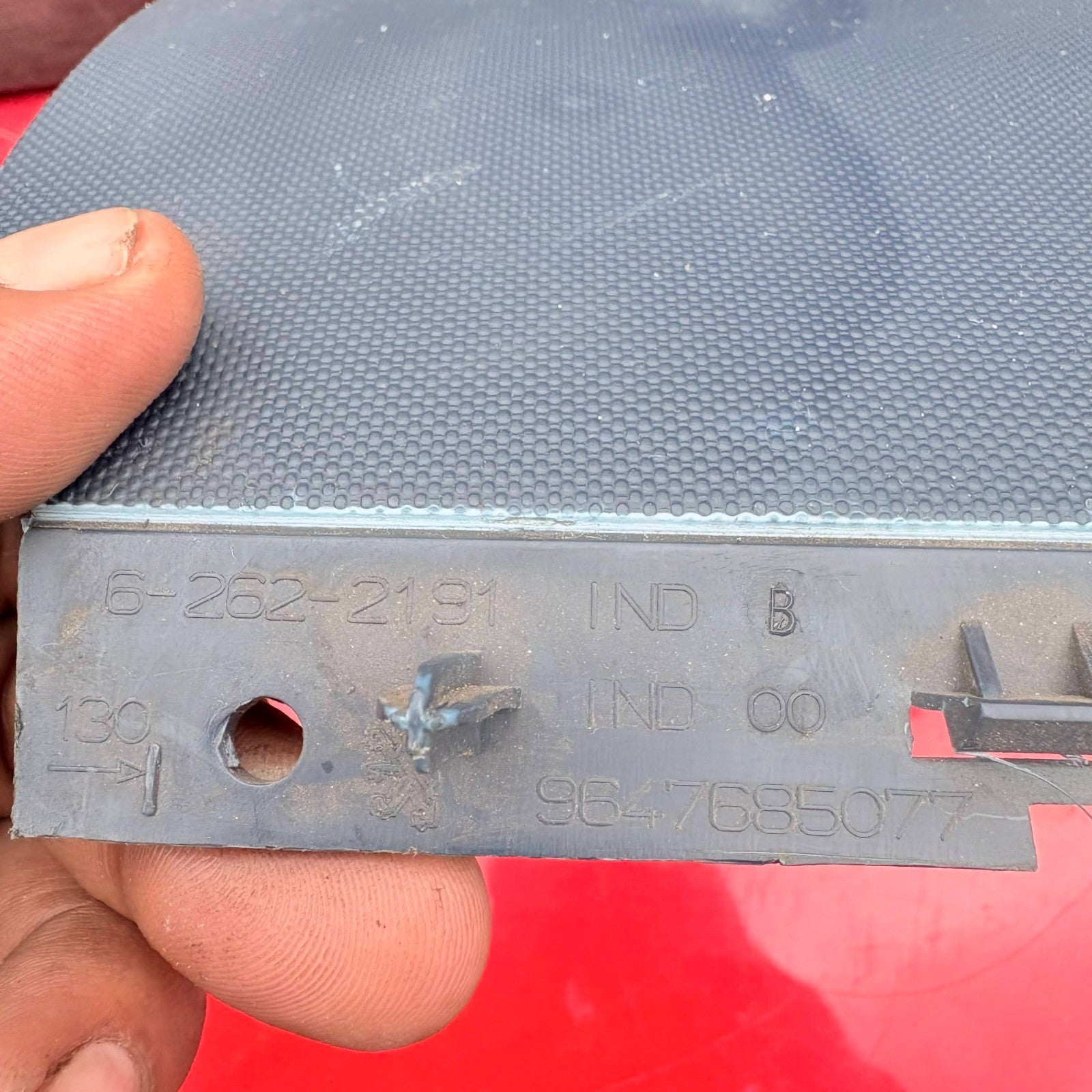 PEUGEOT 1007 2004-2009 DASH STORAGE COMPARTMENT TRIM 9647685077