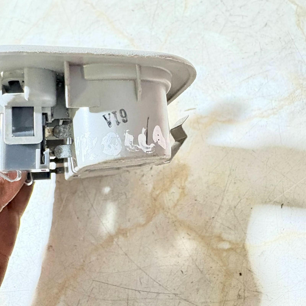 TOYOTA COROLLA 2003-2008 E120 ROOF INTERIOR LIGHT LAMP