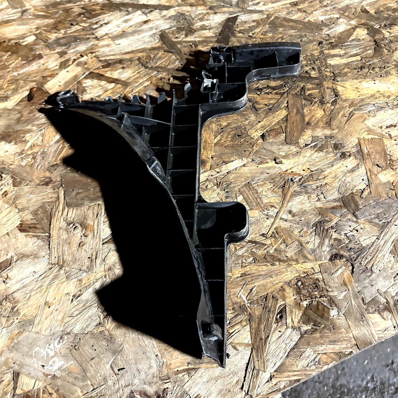 Audi A3 Rear Bumper Bracket NSR Rear 8P3807377B 2007