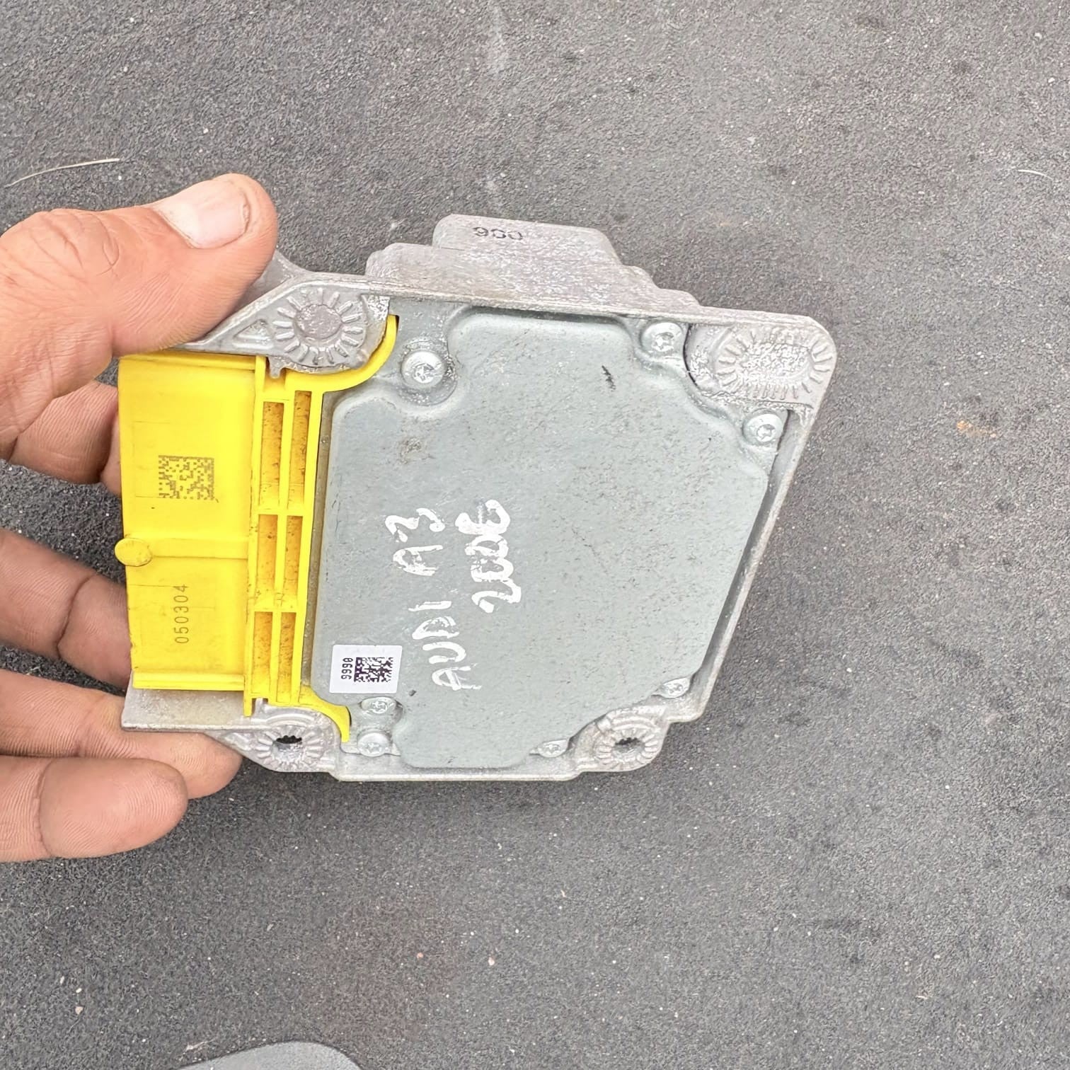 Audi A3 8P Air Module ECU Sensor Control Unit 8P0959655C 2006