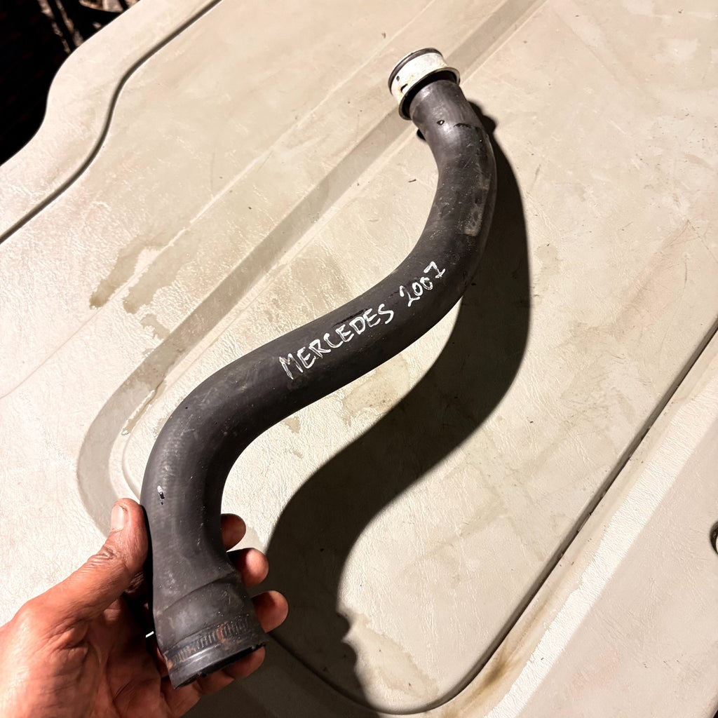 MERCEDES-BENZ C W204 A2045010582 Side Cooling Radiator Hose
