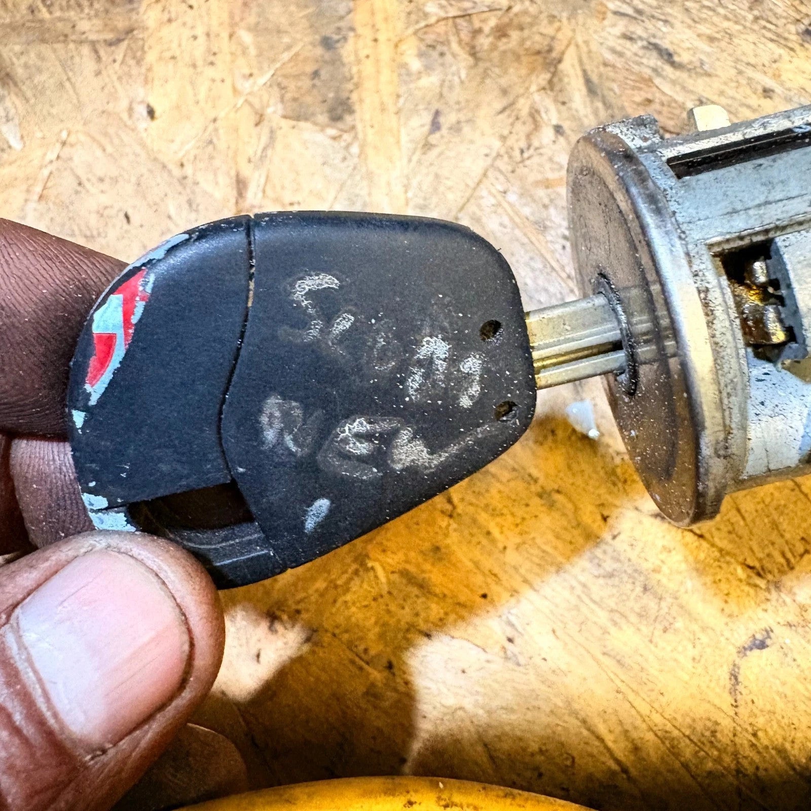 PEUGEOT SCUDO IGNITION SWITCH LOCK BARREL STARTER SWITCH KEY