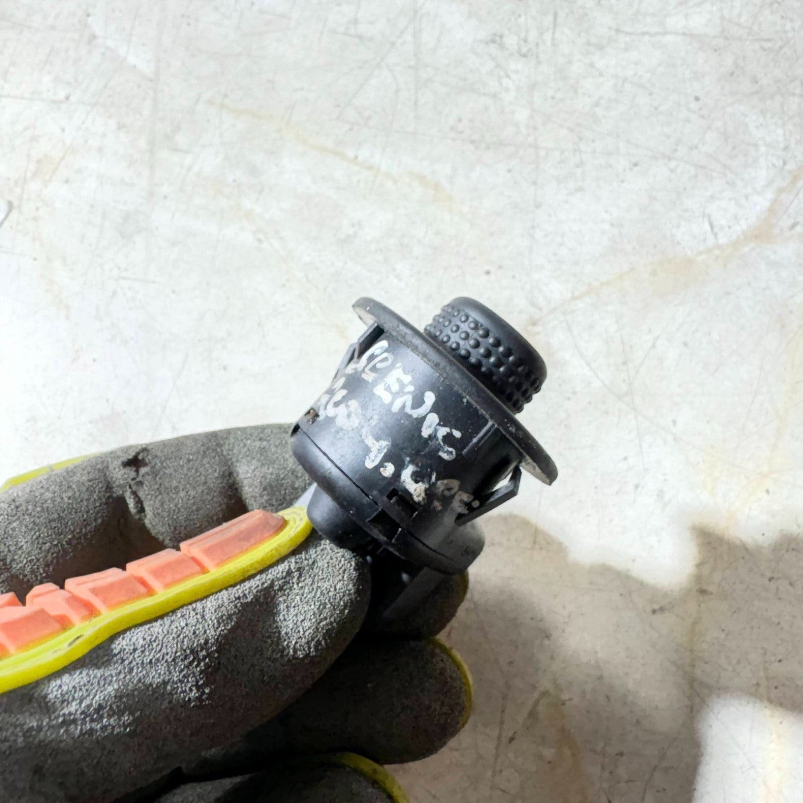Renault Scenic 2004 Side Mirror Switch Controll Button