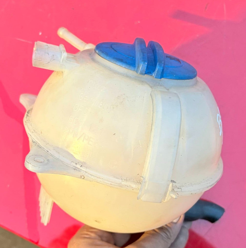 VW Polo 9N 2002-2009 Coolant Expansion Header Tank 6Q0121407A Fabia Ibiza Fox