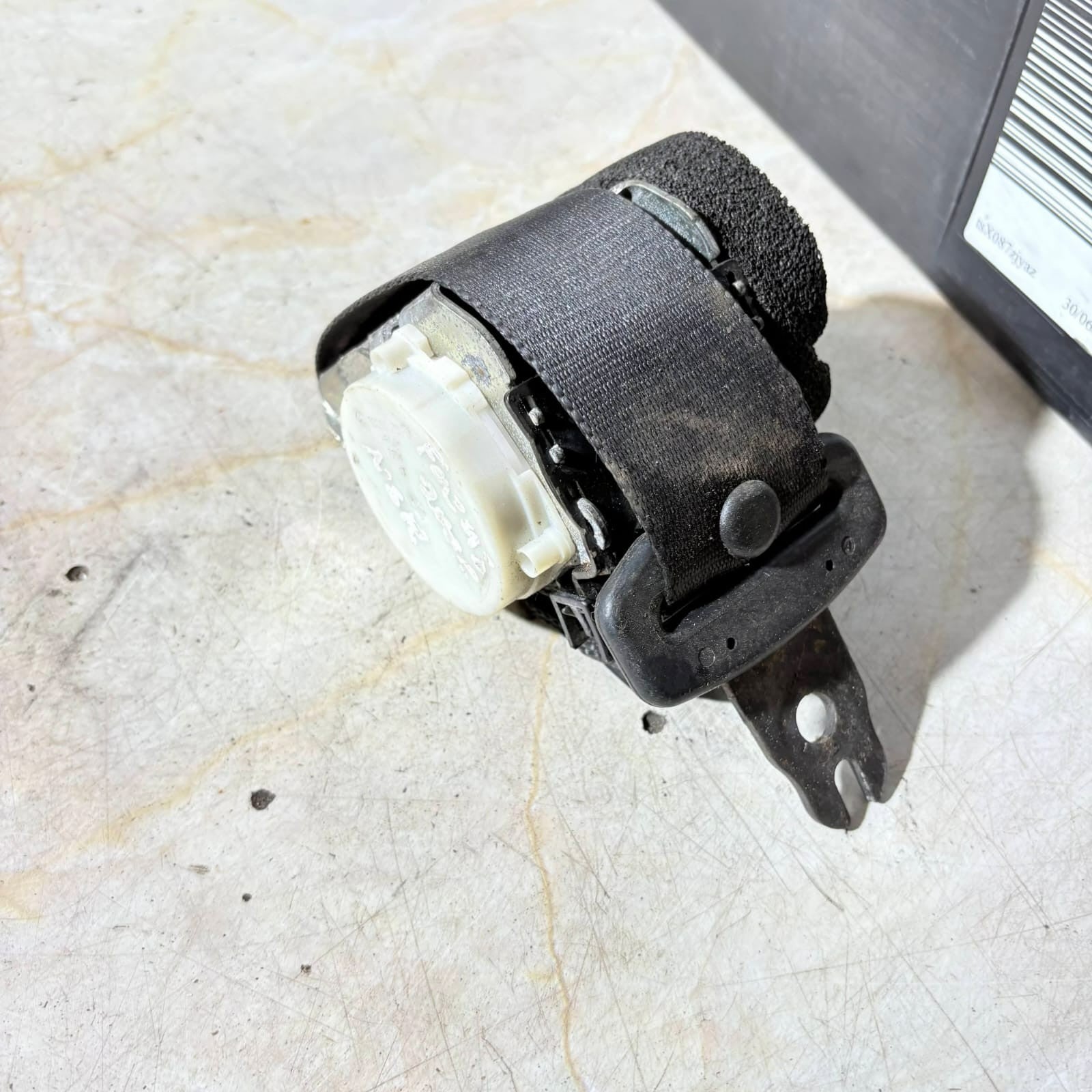 FORD FOCUS MK 2.5 1.8 2006 PASSENGER REAR SEATBELT 4M51A611B68AJ NSR
