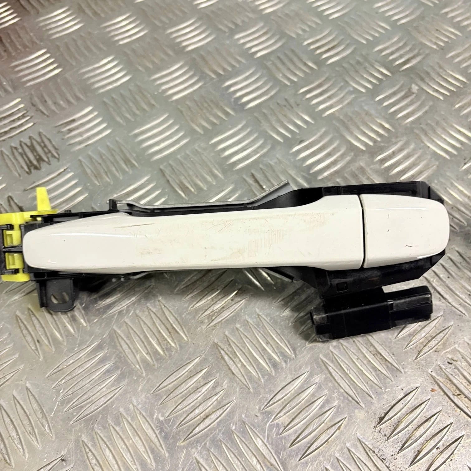 2015-2022 Toyota Prius Driver Rear Right Exterior Door Handle 27037750