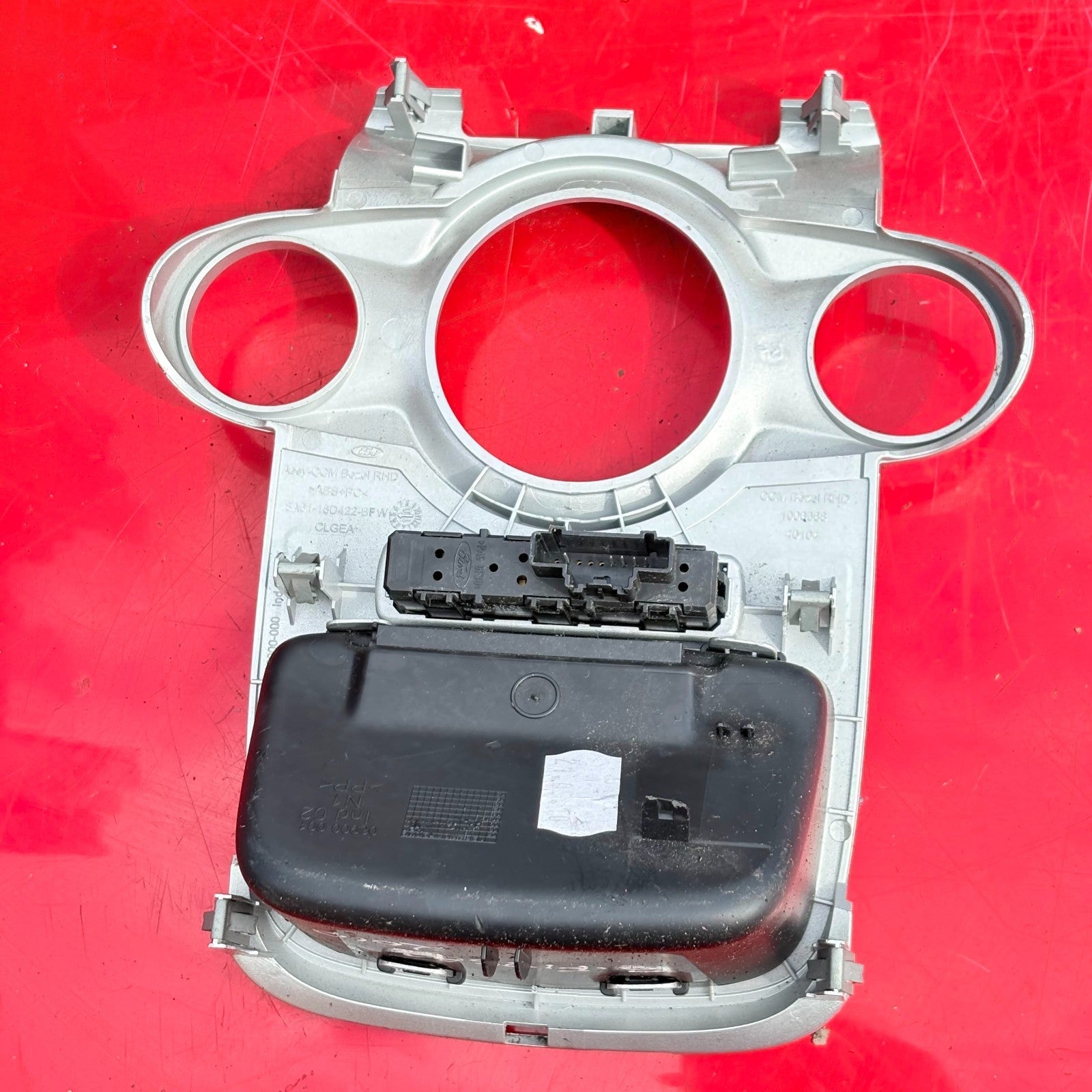 FORD FIESTA MK7 2010 HEATER CONTROL DIALS SURROUND TRIM 8A61-18D422-BFW