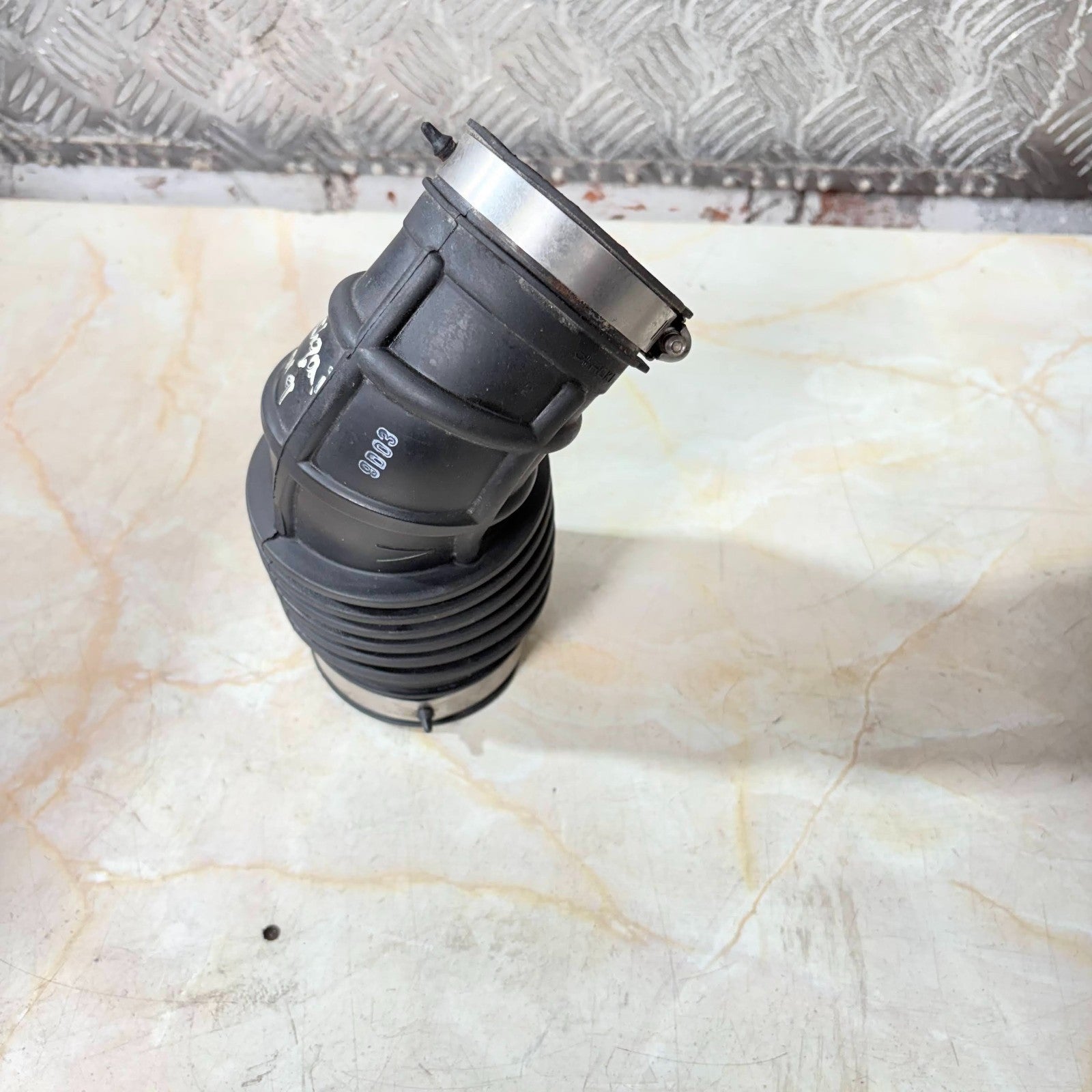 Nissan Qashqai 2019 Air Filter Air Intake Pipe J11 1.5 DCi Air Intake Pipe