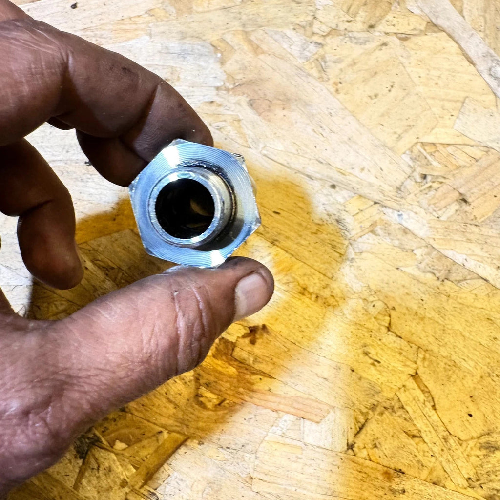 RENAULT REAR HUB CENTRE TORSION BAR BEARING MOUNT
