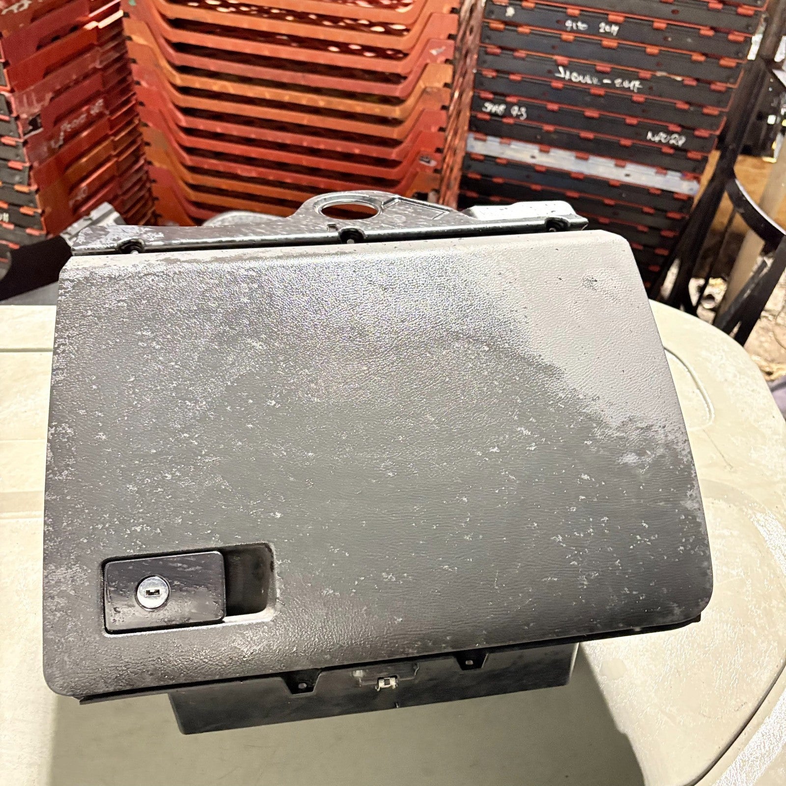 VW Passat B6 2005-2011 Dashboard Glove Box Compartment Black 3C2857114 302857114