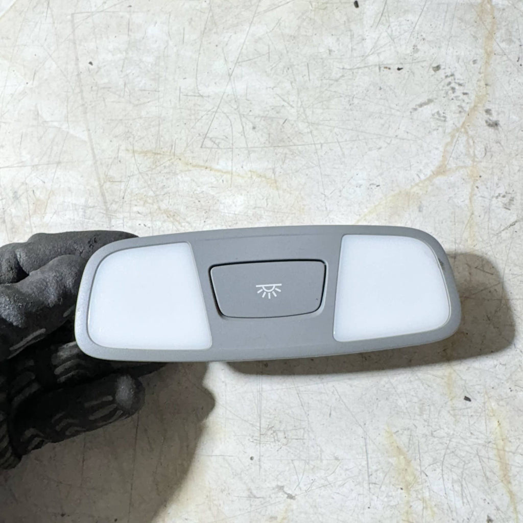 AUDI A3 2016 Mk3 (8V) Rear Interior Roof Light 8V0947111B