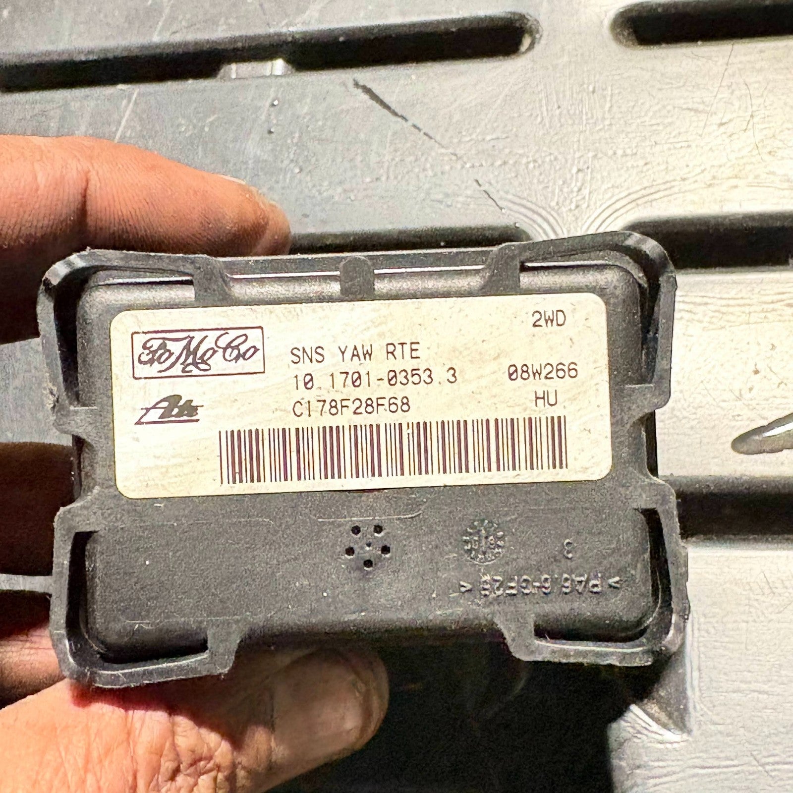 VOLVO V50 2004-2009 YAW SENSOR 10.1701-0353.3