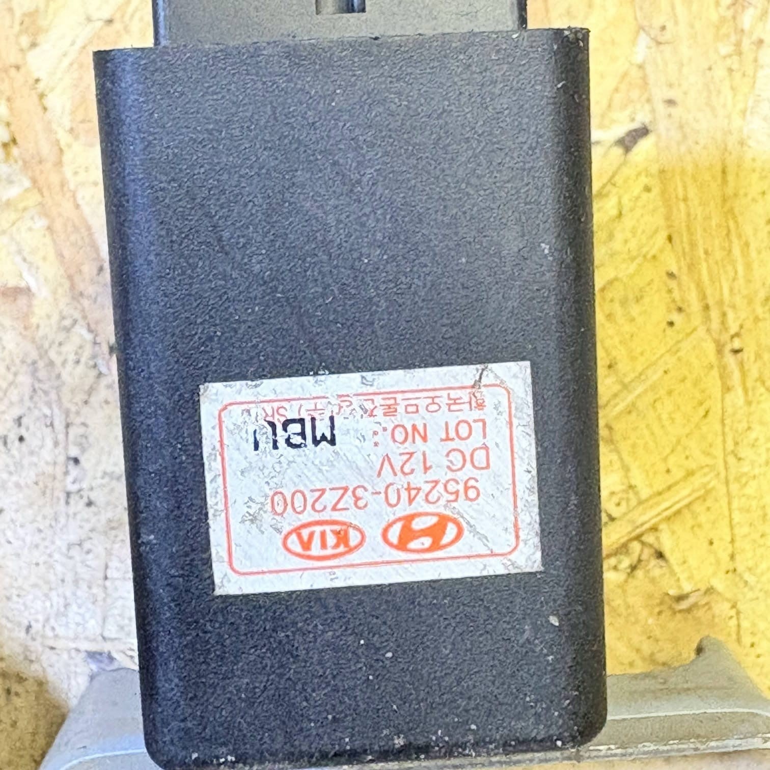 Hyundai i40 VF Stop Signal Brake Light Relay Module 95240-3Z200 2011-2015