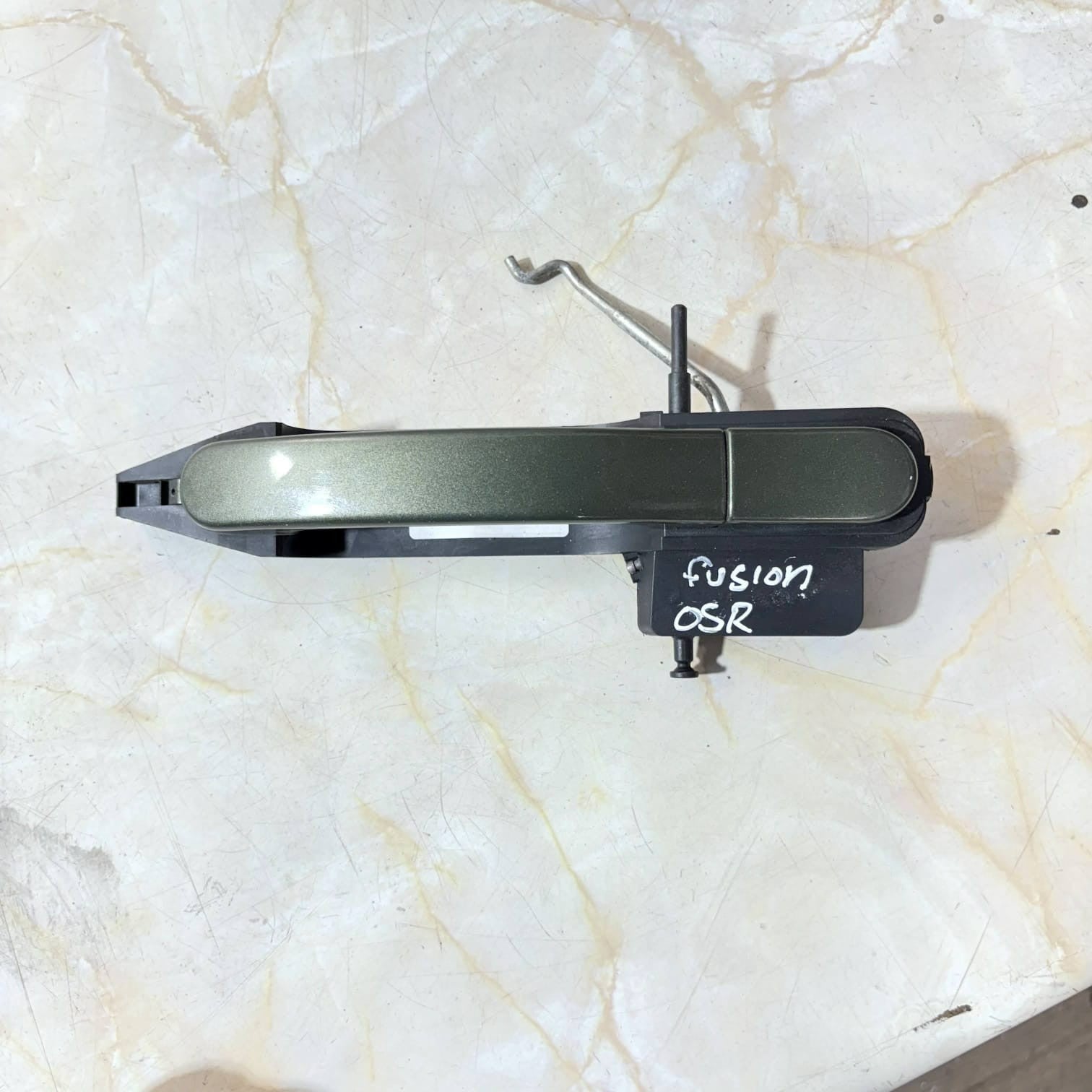 2n11n264a26cn 2n11n26Door HandleExterior, rear right side for F UK205792-29-2007