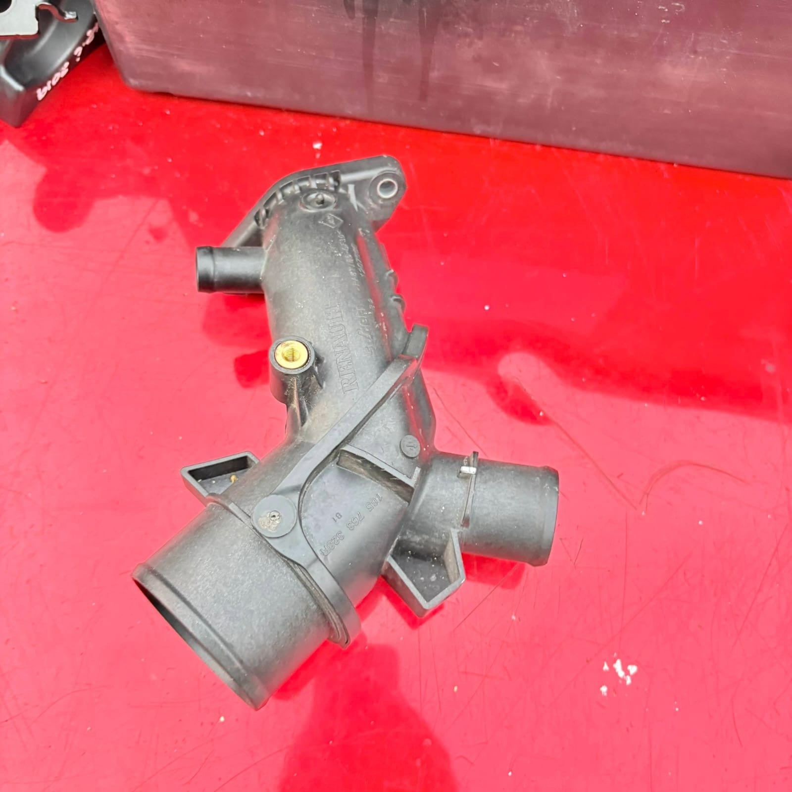 RENAULT CAPTUR 2014 Mk1 1.5 DCI AIR INTAKE PIPE HOSE 1207500