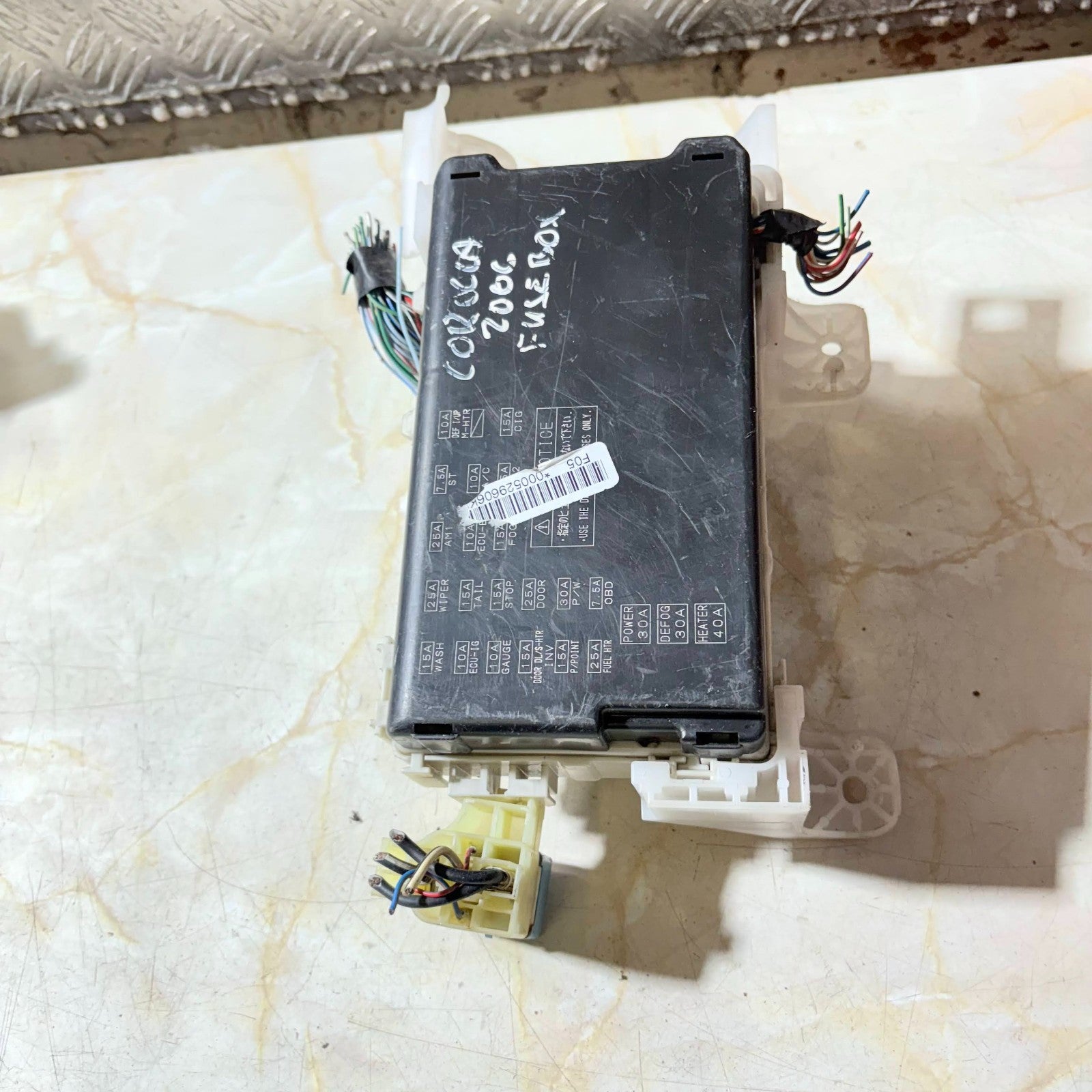 Toyota Corolla Engine Fuse Box Mk9 1.4 Petrol 2002-2006