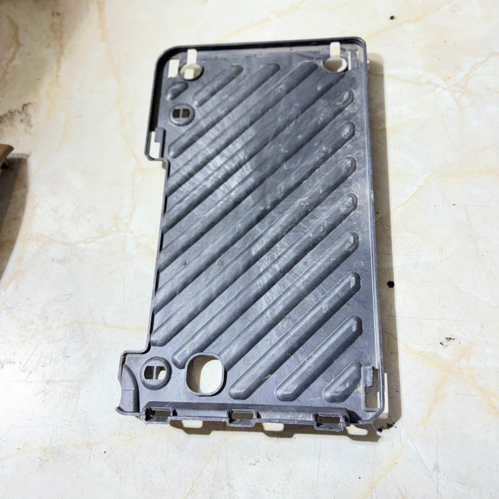 Mercedes A-Class W176 Battery Tray Insulator Support Plate A2465460078 2012-2018