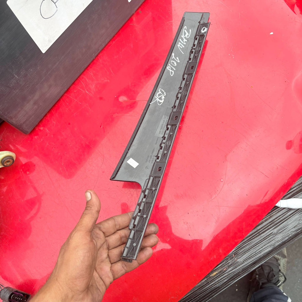 BMW 1 Series F20 5 Door 2011-2019 Right B Pillar Outer Trim 51347276964 7276964