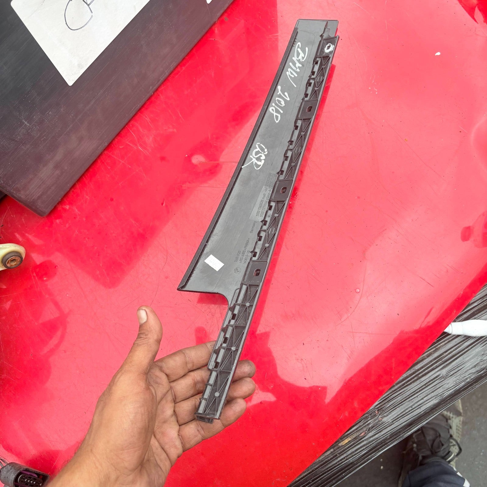 BMW 1 Series F20 5 Door 2011-2019 Right B Pillar Outer Trim 51347276964 7276964