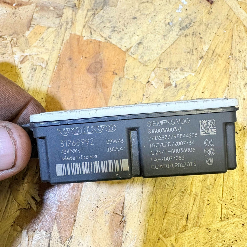 2009 Volvo Central Locking Keyless Remote Control Module 31268992