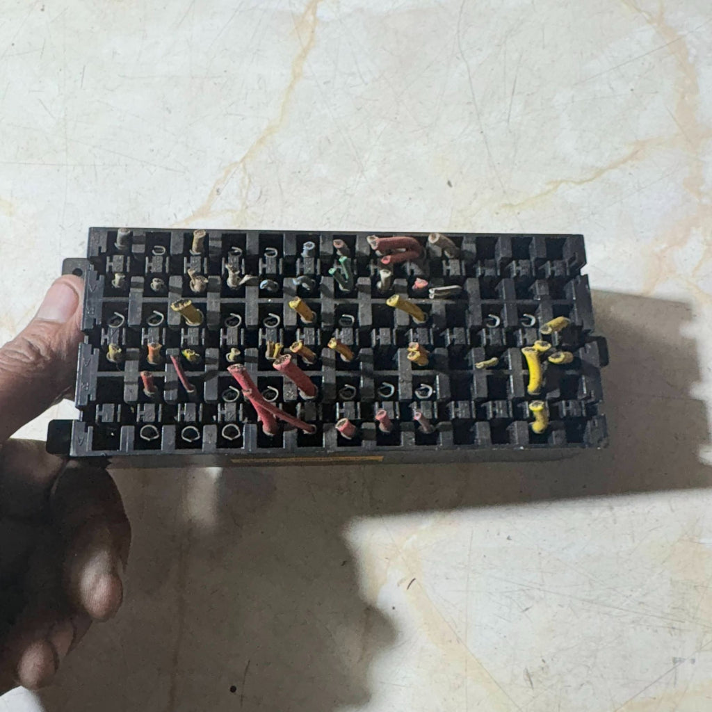 RENAULT KANGOO MK1 1997-2008 PASSENGER CABIN INTERIOR FUSE BOX PANEL BOARD