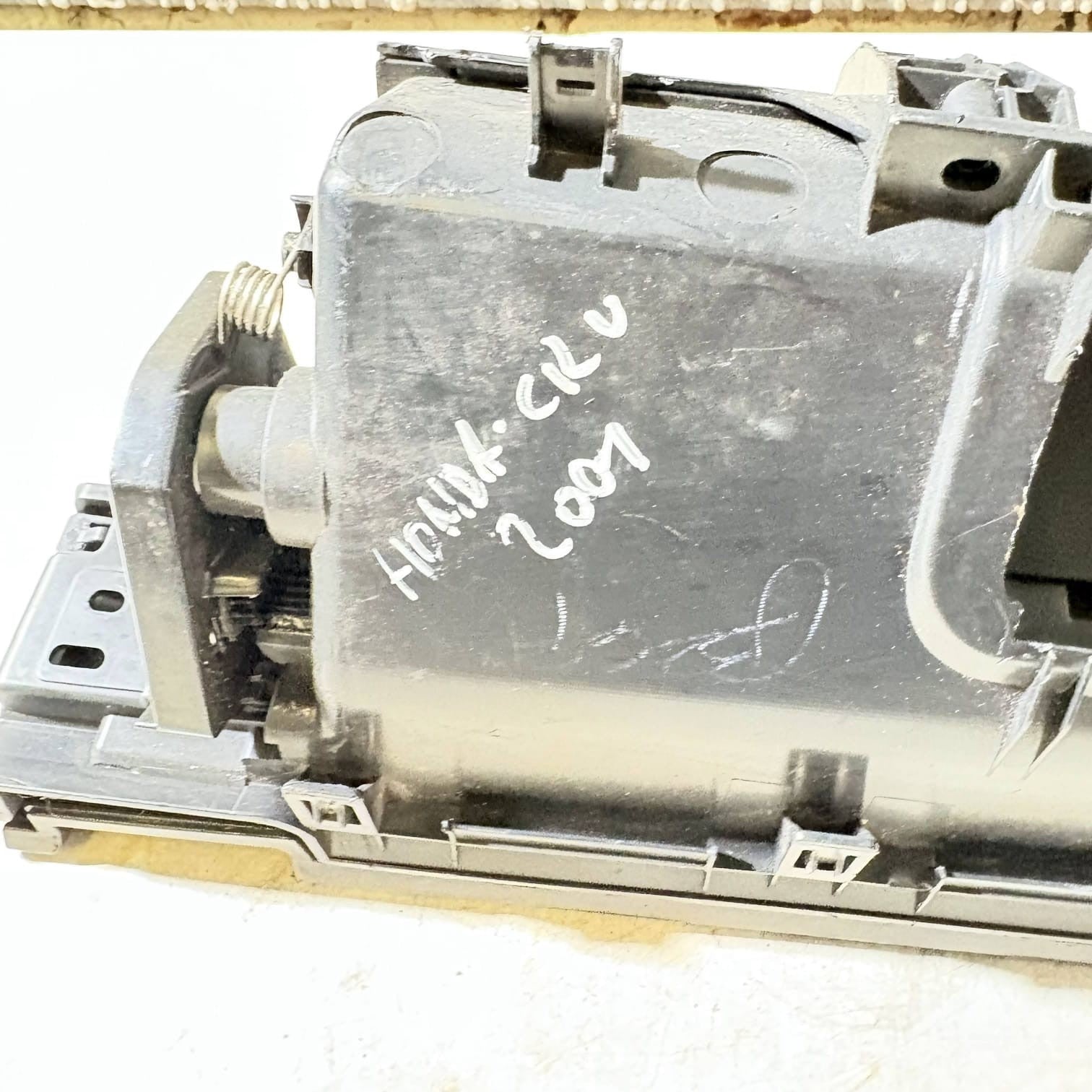 HONDA CRV MK3 2007 PASSENGER SIDE DASH STORAGE COMPARTMENT/TOP GLOVE BOX