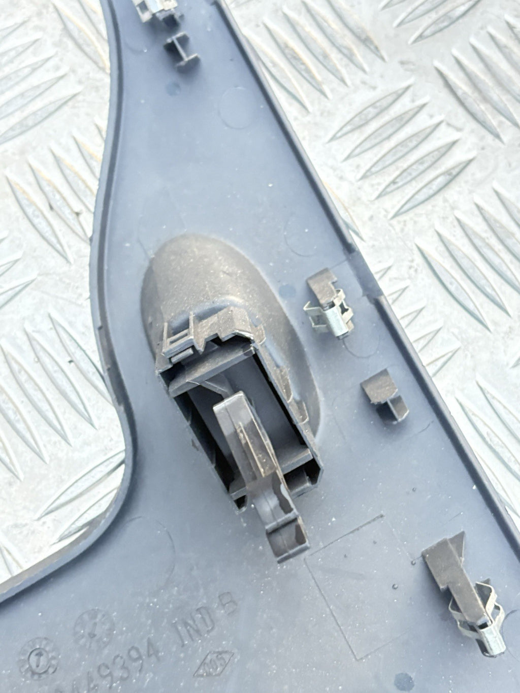 Renault Twingo Mk2 2011-2014 Lower Steering Column Cover Trim 8200449394