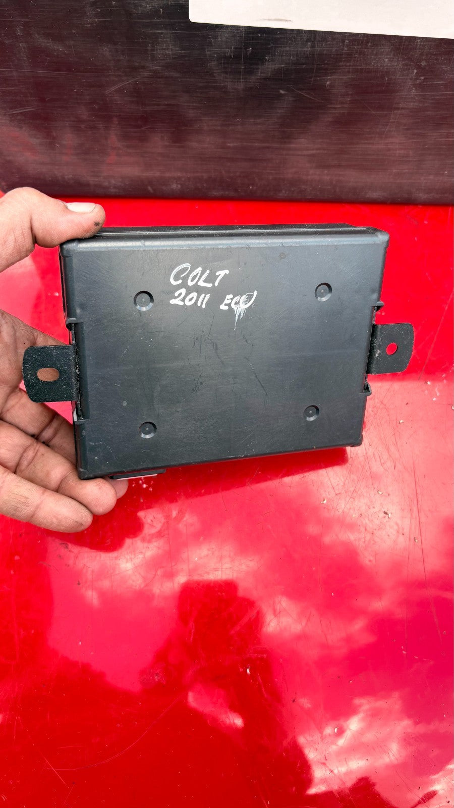 Mitsubishi Colt 2011 Body Control Bcm Fuse Box 8201A143