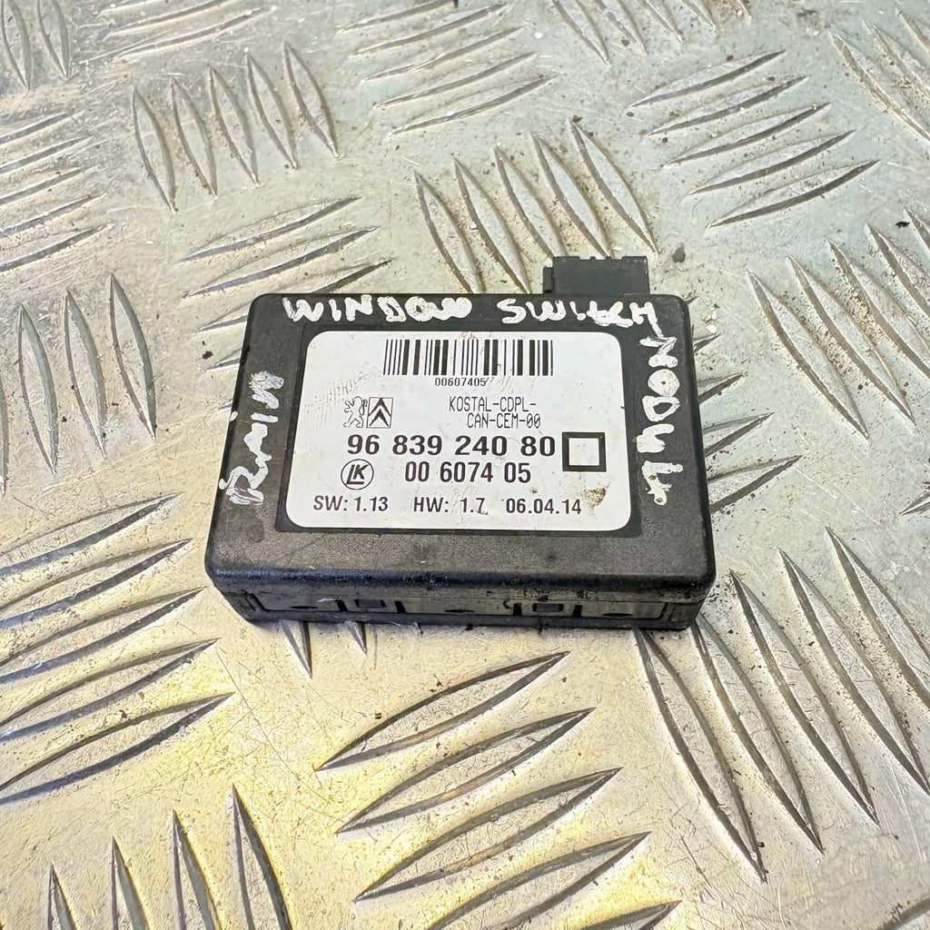 9683924080 Peugeot 207 Citroen DS3 Genuien Windscreen Rain and Light Sensor