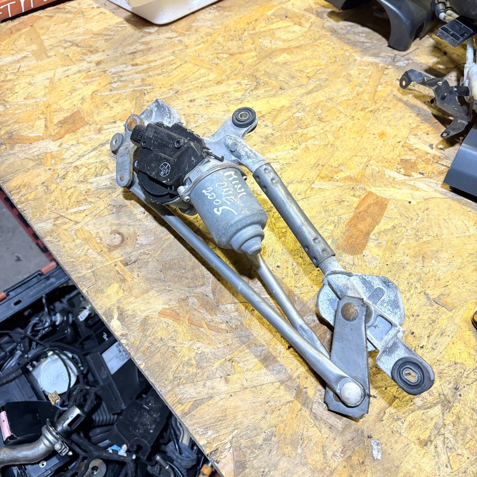 BMW MINI 2001-2006 FRONT WIPER MOTOR LINKAGE 38110-79J10