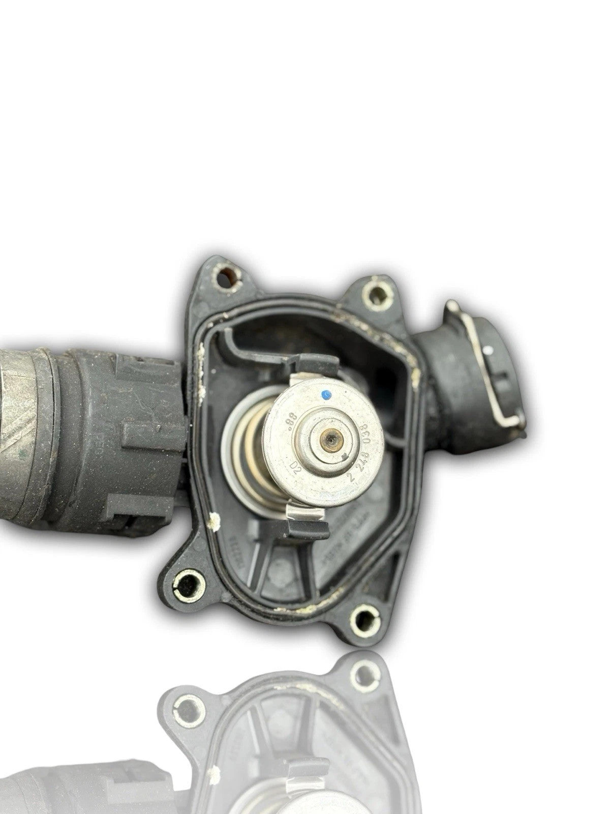 BMW X5 E53 1999-2006 Thermostat Housing With Pipe