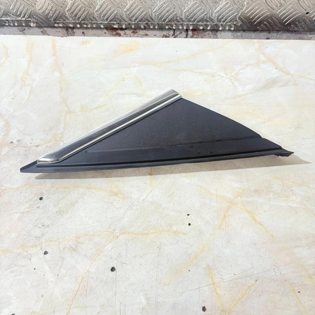 Ford Focus Mk3 C346 2011-2018 RH/OSF Wing Mirror Corner Trim BM51-A16004