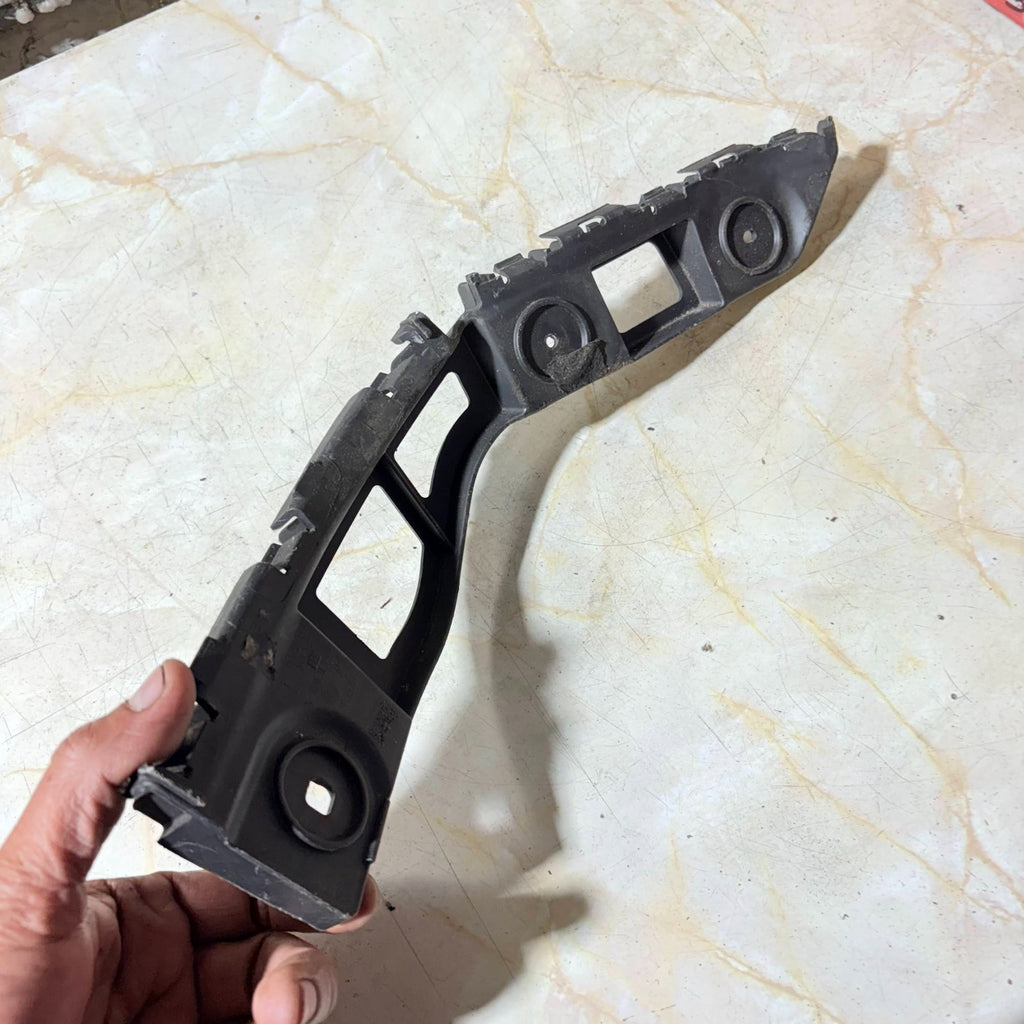 2014 VW Polo Passenger Side Rear Bumper Mount Support Bracket 6R6807393A