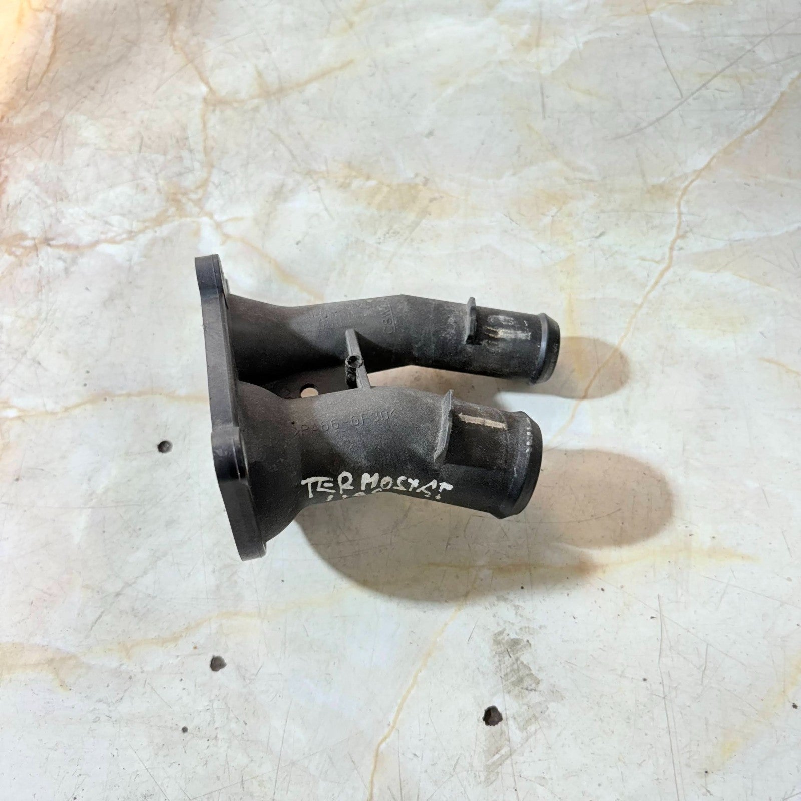 Ford Fiesta Mk7 1.6 Zetec S 2014 Thermostat Housing Coolant Outlet Engine Coolin