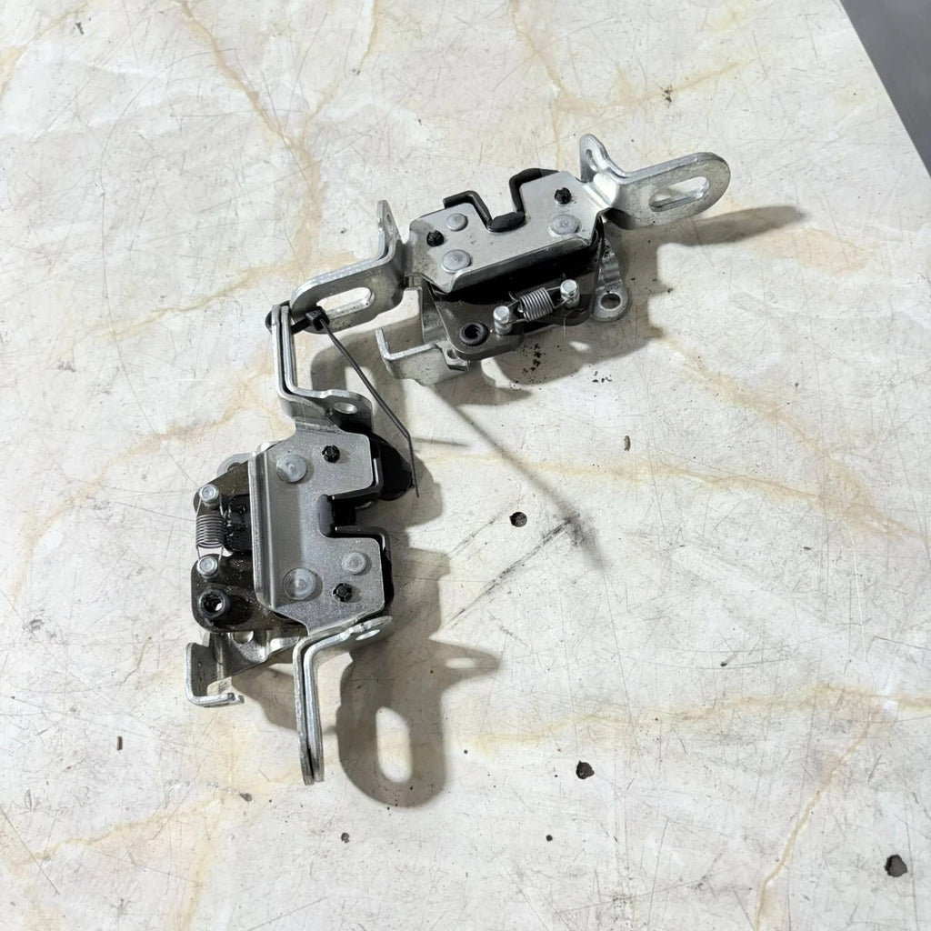 Jaguar XF X250 2008-15 Left Passenger Rear Seat Backrest Lock Catch 8X23613060AB