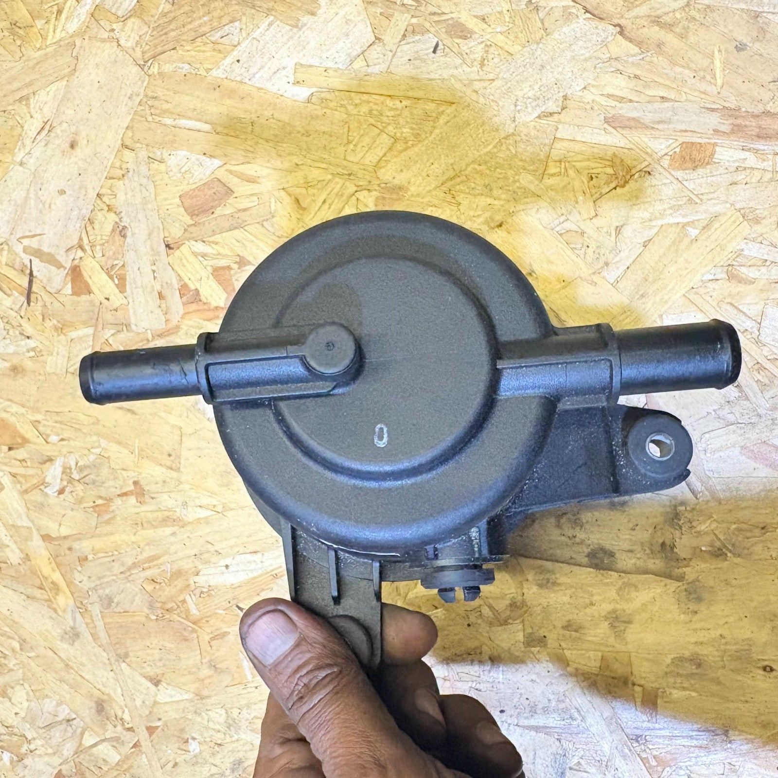 2005-2007 JAGUAR X-TYPE POWER STEERING FLUID RESERVOIR