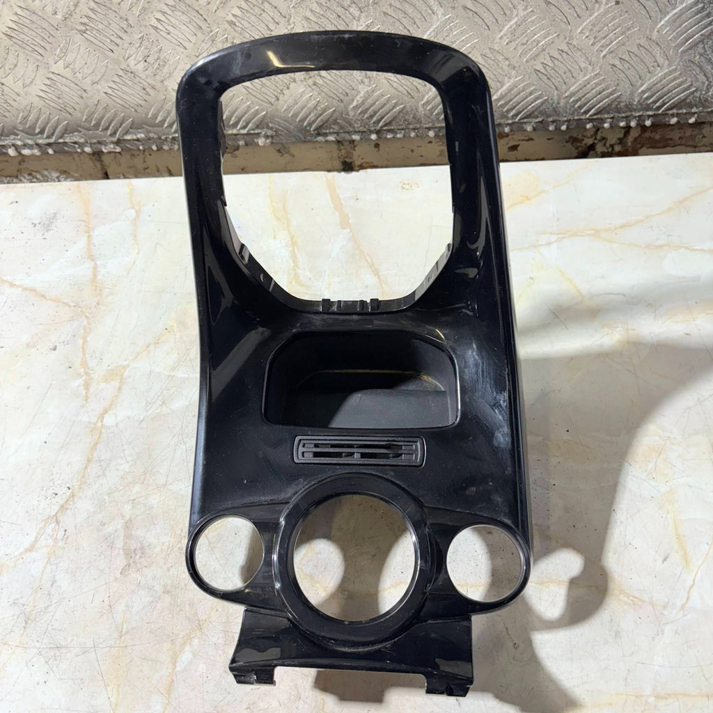 FORD FIESTA 08-16 CENTRE CONSOLE GEAR SURROUND HEATER CONTROLS PANEL 08956-000