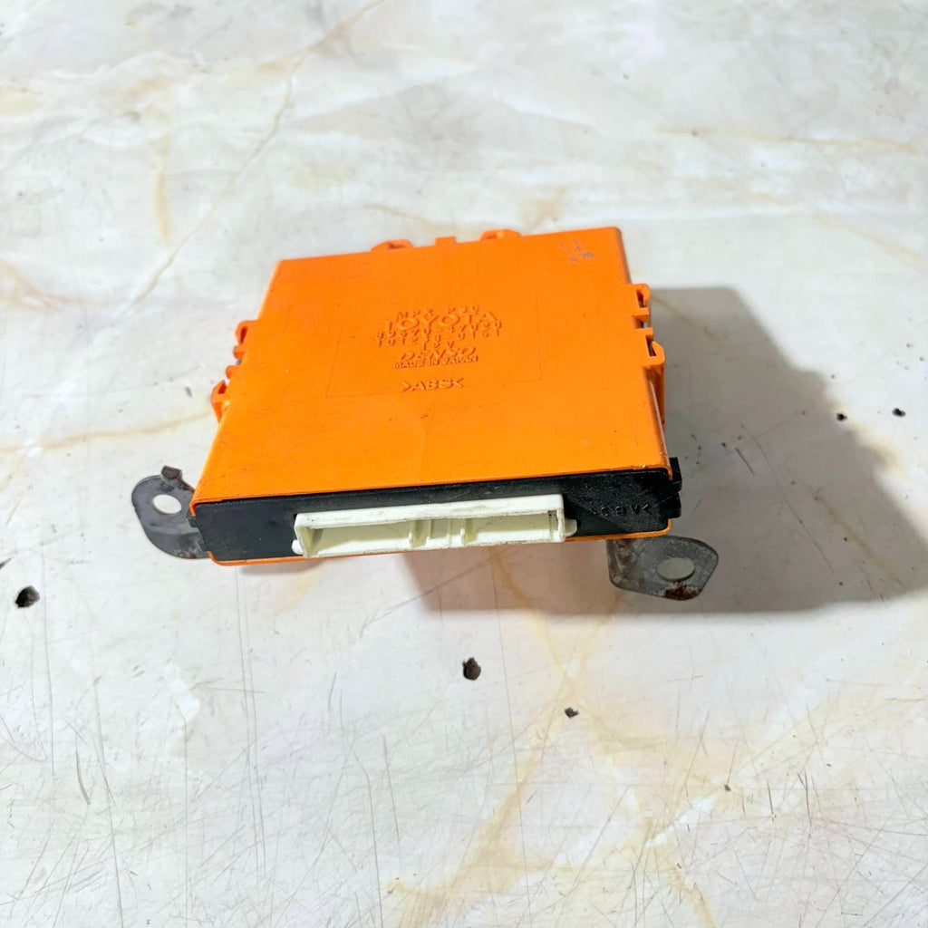 Toyota Prius Mk2 XW20 NHW20 Power Source Control ECU 89670-47020 11/05-03/09