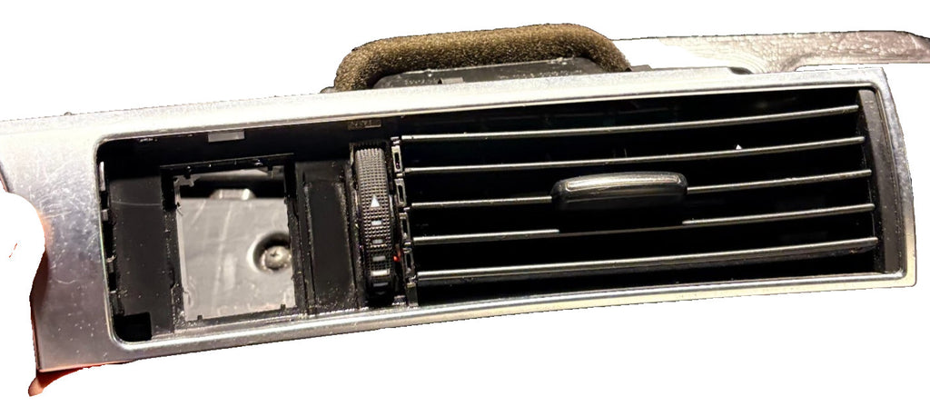 Audi A6 C6 2005-2011 RHD Dashboard Instrument Panel Right Air Vent 4F2820902D