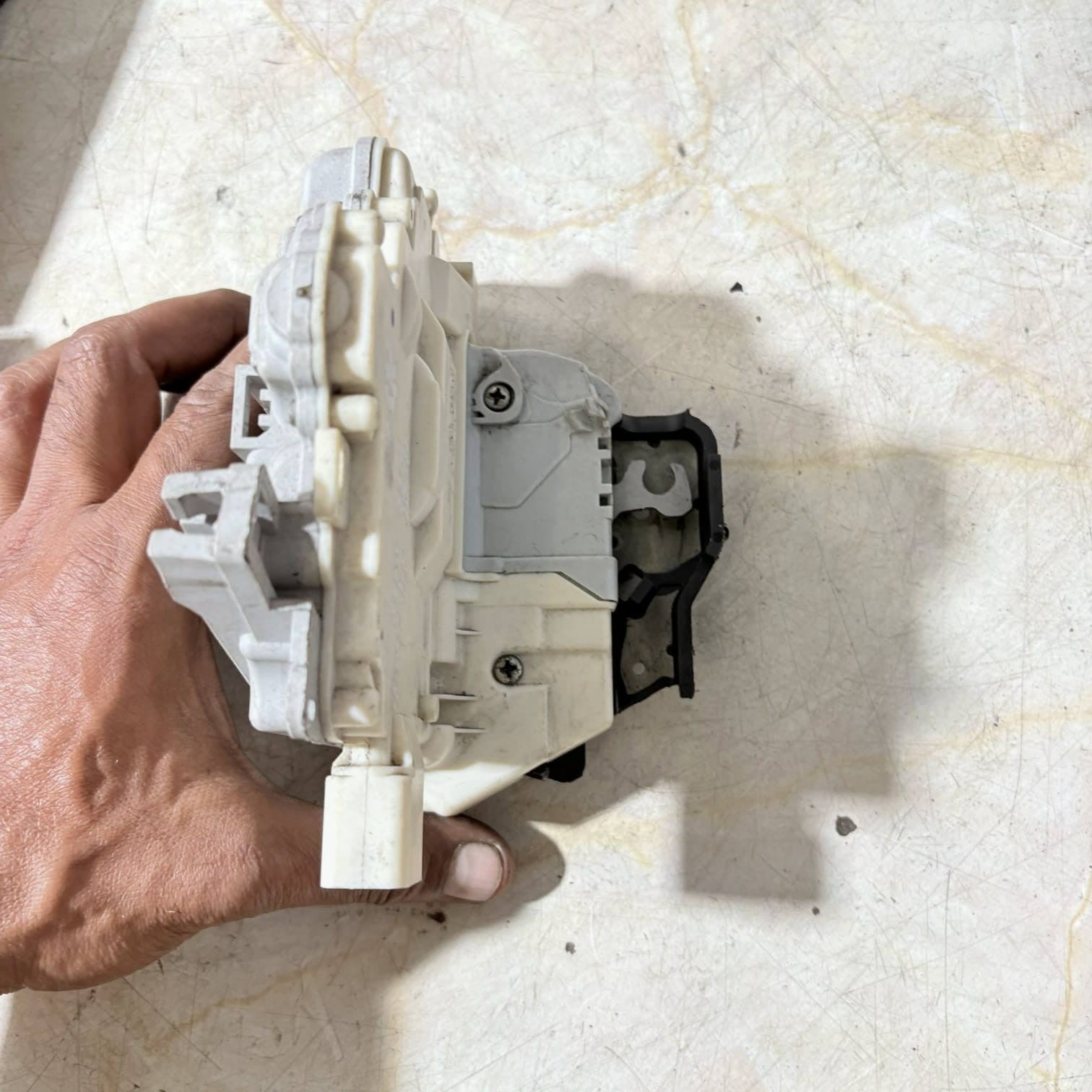 PASSENGER REAR DOORLOCK ACTUATOR MECHANISM FOR AUDI A3 A4 A6 JA6-8E0839015AA NSR