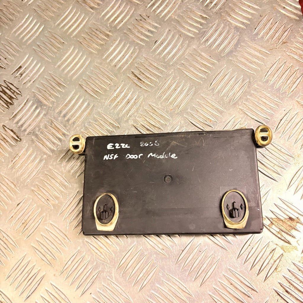 Mercedes E Class W211 E220 2002-2009 Front Left Door Control Module 2118701126
