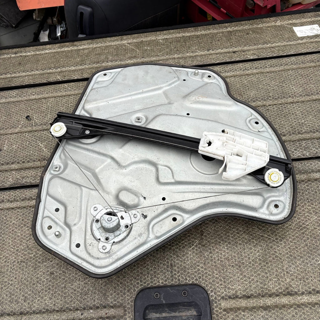 2004-2012 SKODA OCTAVIA PASSENGER REAR LEFT WINDOW REGULATOR MANUAL 117794G